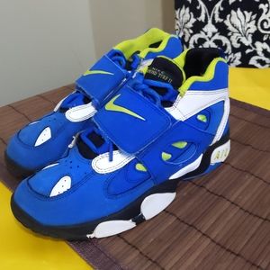 Nike Air Diamond Turf 2 Sneakers Size 5.5 Soar